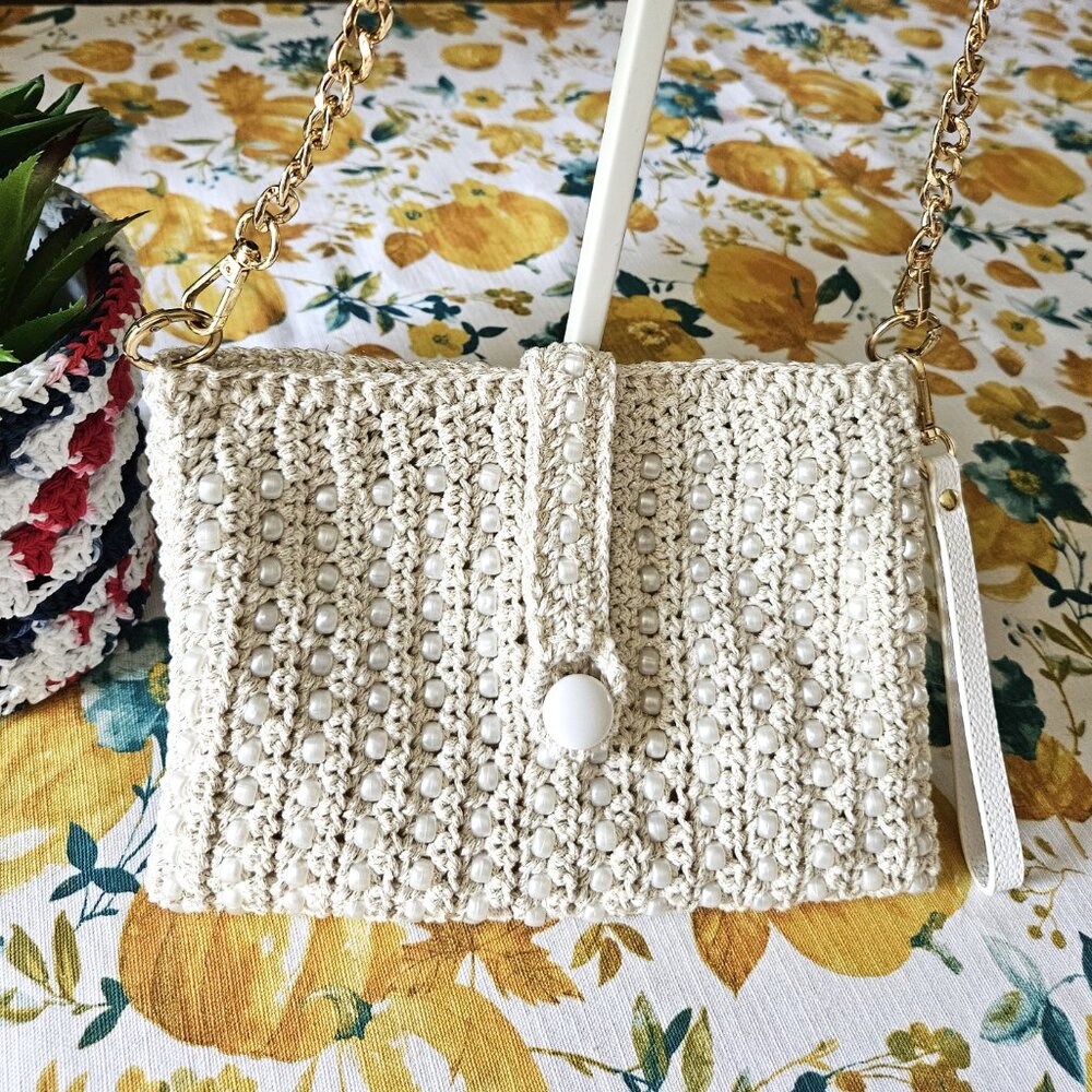 Crochet Beaded Clutch/Crossbody Purse Offwhite (Cream) with Wristlet